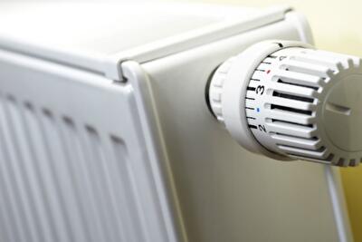 Хто сплачує за тепло в під'їзді, якщо в квартирі встановлено автономне опалення