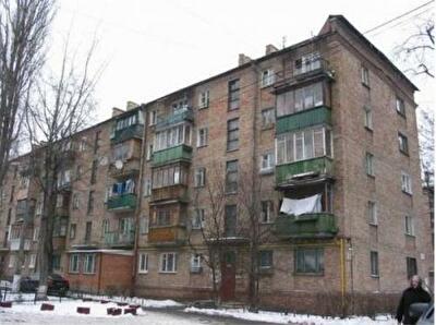 Салютная ул., 9
