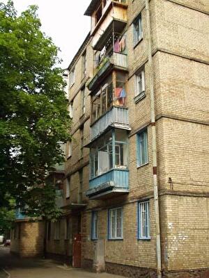 Соборности просп., 12