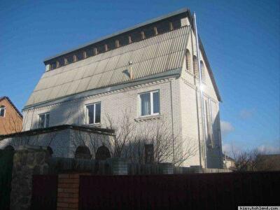 Бучанский район, пгт Ворзель, Ватутина ул., 10