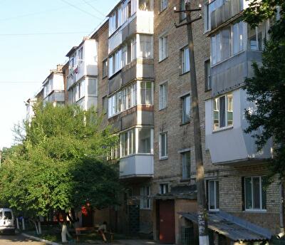 Бучанский район, г. Буча, Киево-Мироцкая ул., 104