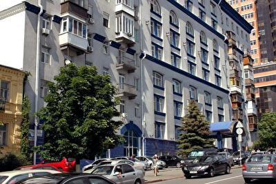 Евгения Коновальца ул., 7/9