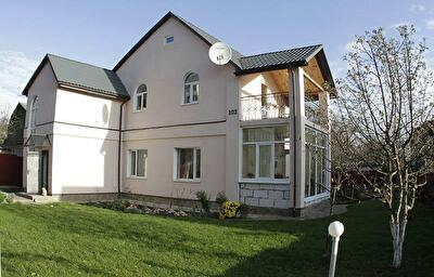 Киево-Святошинский район, г. Боярка, Белогородская ул., 102