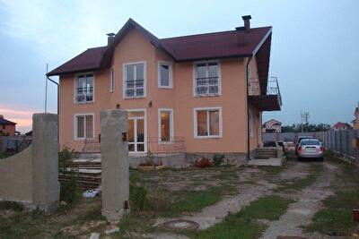 Києво-Святошинський район, с. Мила, Підлісна вул., 4