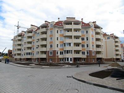 Киево-Святошинский район, с. Святопетровское, Центральная ул., 5