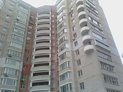 Броварской район, г. Бровары, Грушевского ул., 11