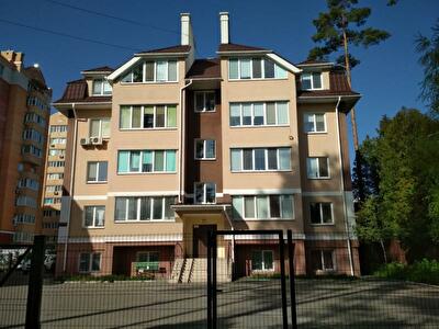 Бучанский район, г. Ирпень, Чехова ул., 7Г