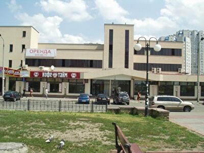 Драгоманова вул., 29
