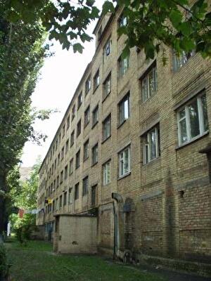 Юрія Пасхаліна вул., 14А