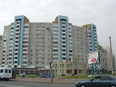 Драгоманова вул., 40Д
