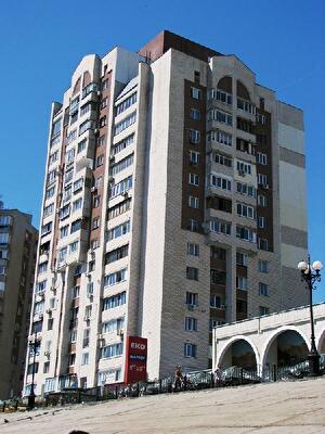 Героев Сталинграда просп., 18Б