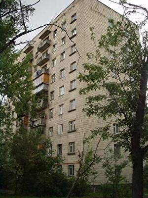 Павла Тичини просп., 3А