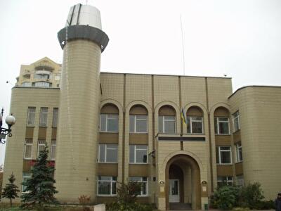 Героїв Сталінграда просп., 18