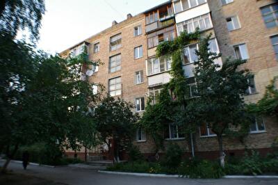 Киево-Святошинский район, г. Боярка, Молодежная ул., 1