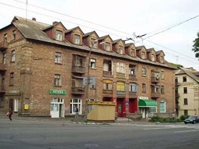 Киев, Михаила Бойчука ул., 19