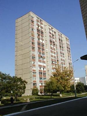 Академіка Корольова просп., 2В