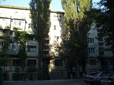 Леся Курбаса просп., 4А