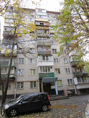 Любомира Гузара просп., 4