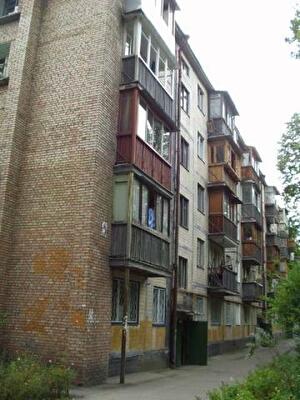 Вацлава Гавела бул., 85