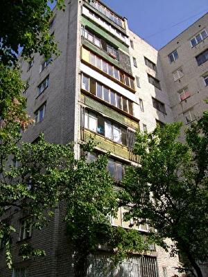 Киев, Марка Безручко ул., 27/3