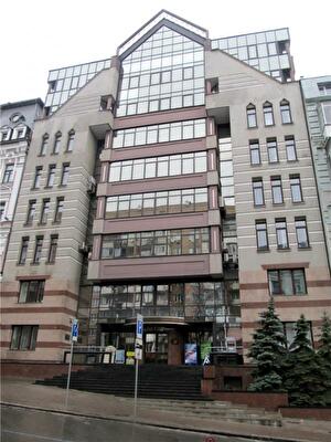 Богдана Хмельницького вул., 55