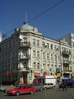 Богдана Хмельницького вул., 40/25