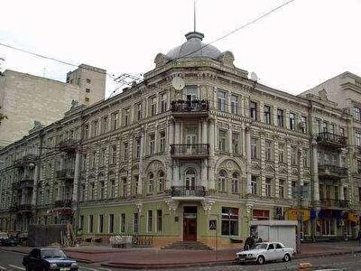 Киев, Богдана Хмельницкого ул., 72В