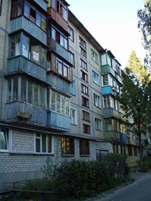 Леся Курбаса просп., 5