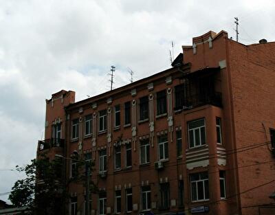 Героев Харькова просп., 72