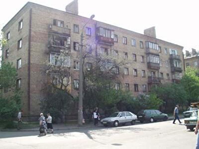 Киев, Юрия Гагарина просп., 20Б