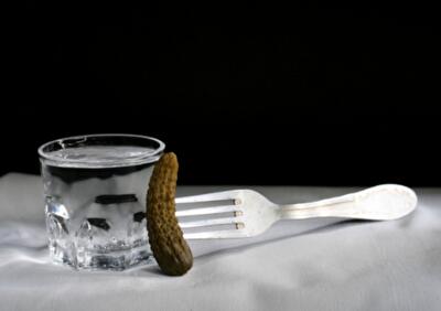 Сигареты и алкоголь в Украине вновь могут подорожать: как вырастут цены