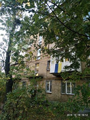 Соборности просп., 26/2