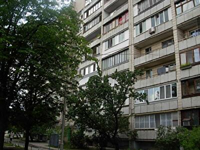 Соборности просп., 13А