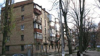 Киево-Святошинский район, г. Вишневое, Первомайская ул., 18