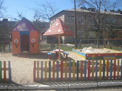 Бородянський район, смт Пісківка, Дачна вул., 62А