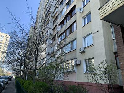 Николая Бажана просп., 28А
