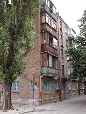 Вацлава Гавела бул., 25