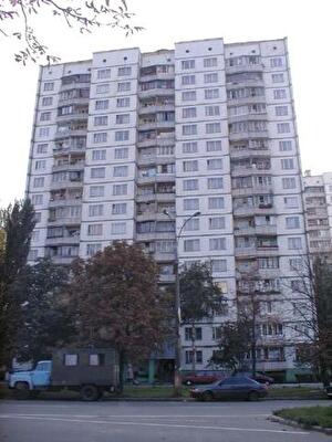 Леся Курбаса просп., 13А