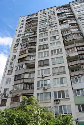Амвросия Бучмы ул., 2