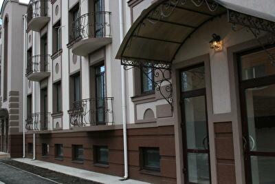 Броварской район, г. Бровары, Драгоманова ул., 5
