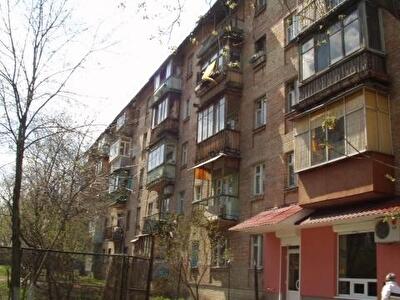 Київ, Сім’ї Ідзиковських вул., 11/13