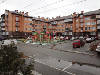 Бучанский район, пгт Ворзель, Декабристов ул., 10