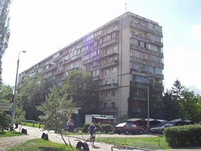 Амвросия Бучмы ул., 4