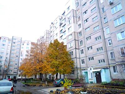 Академіка Корольова просп., 4