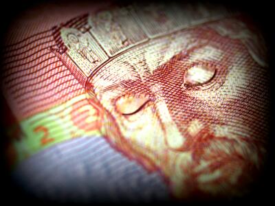 Кто виноват в падении гривны