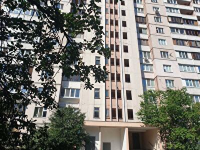 Леся Курбаса просп., 17