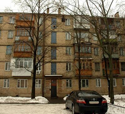 Григорія Чупринки вул., 1/10