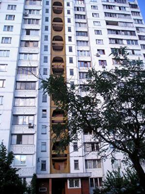 Николая Бажана просп., 9
