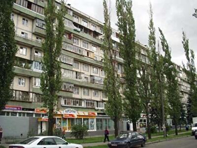 Івана Миколайчука вул., 13А