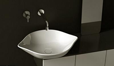 У кого в Харькове отключили воду 14 сентября